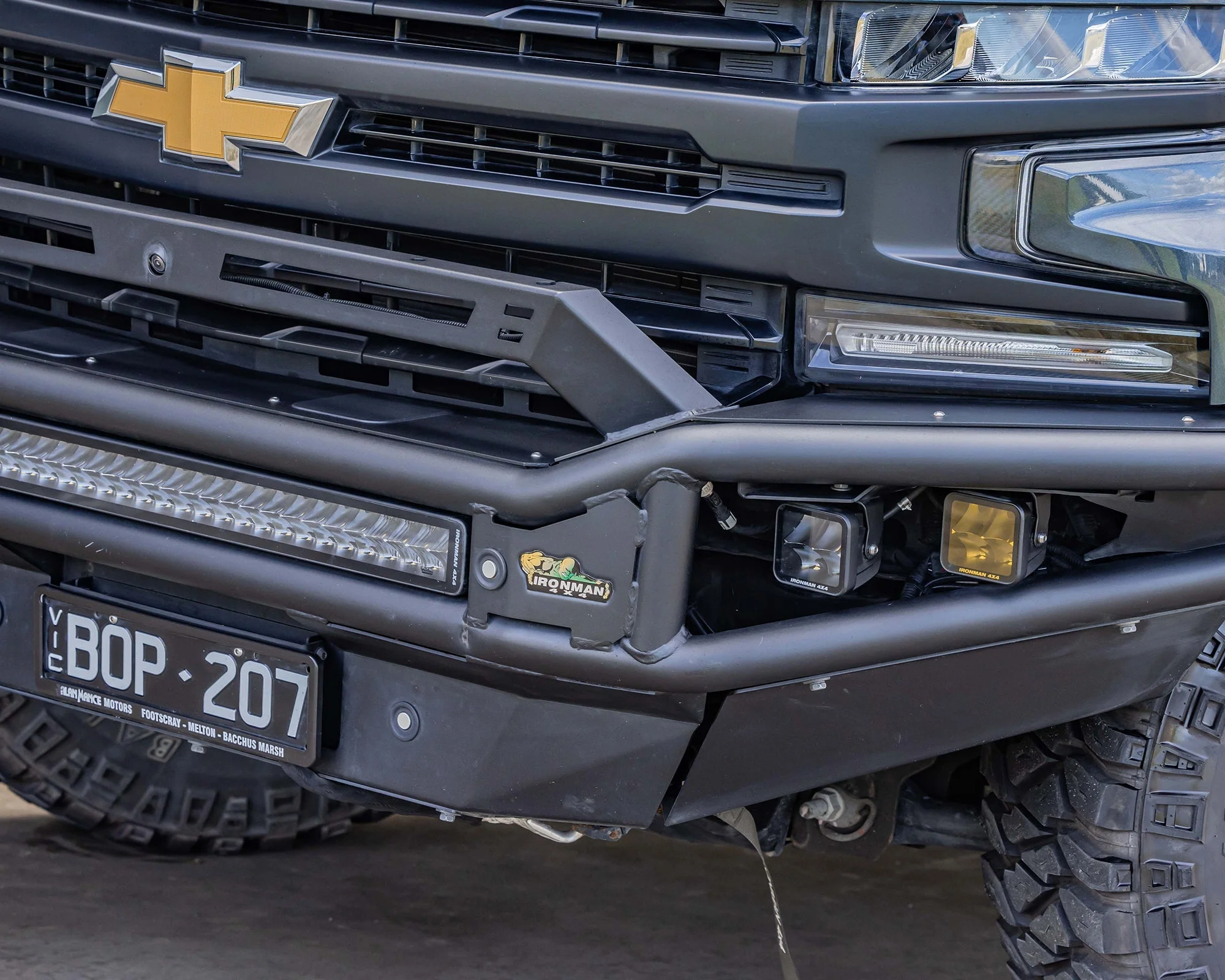 Raid X Bull Bar - Image 3